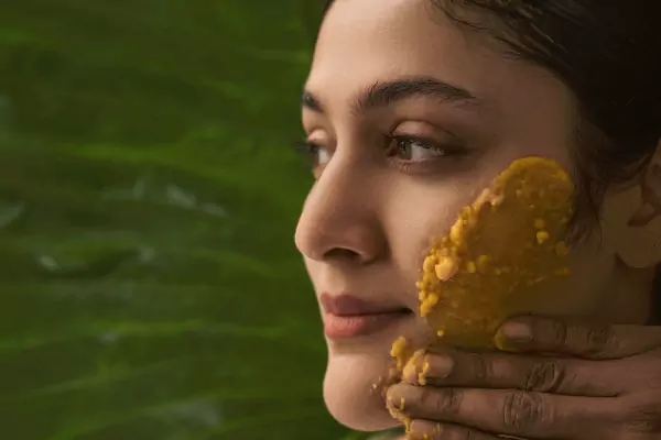 Natural turmeric skin care
